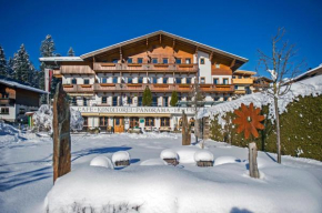 Гостиница Hotel Alpenpanorama, Зёлль